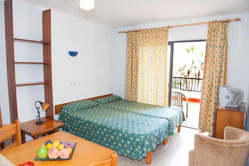 Apartamentos Sol Romántica by DOT Suites Cala Romàntica España